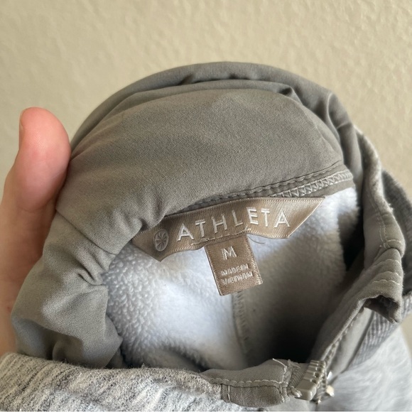 Athleta Fitted Victory Hoodie in Gray Full Zip Sweatshirt Womens Size Medium - Picture 7 of 10